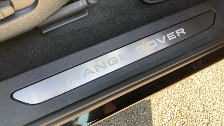 Land Rover Range Rover Evoque 2.0 D200 Edition 5dr Auto Diesel Hatchback